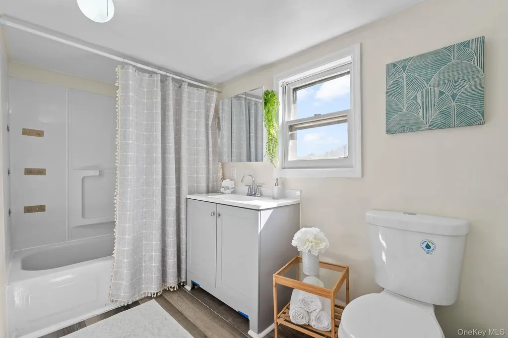 8 Coldenham Road Walden NY 12586