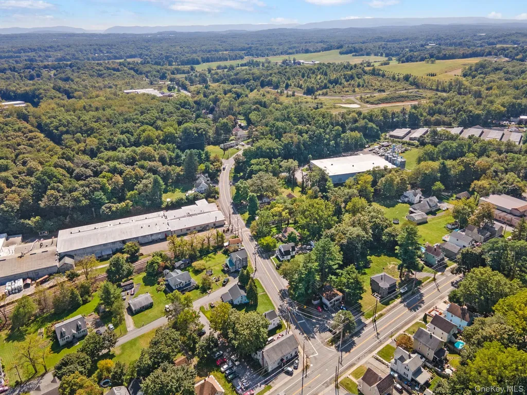 8 Coldenham Road Walden NY 12586