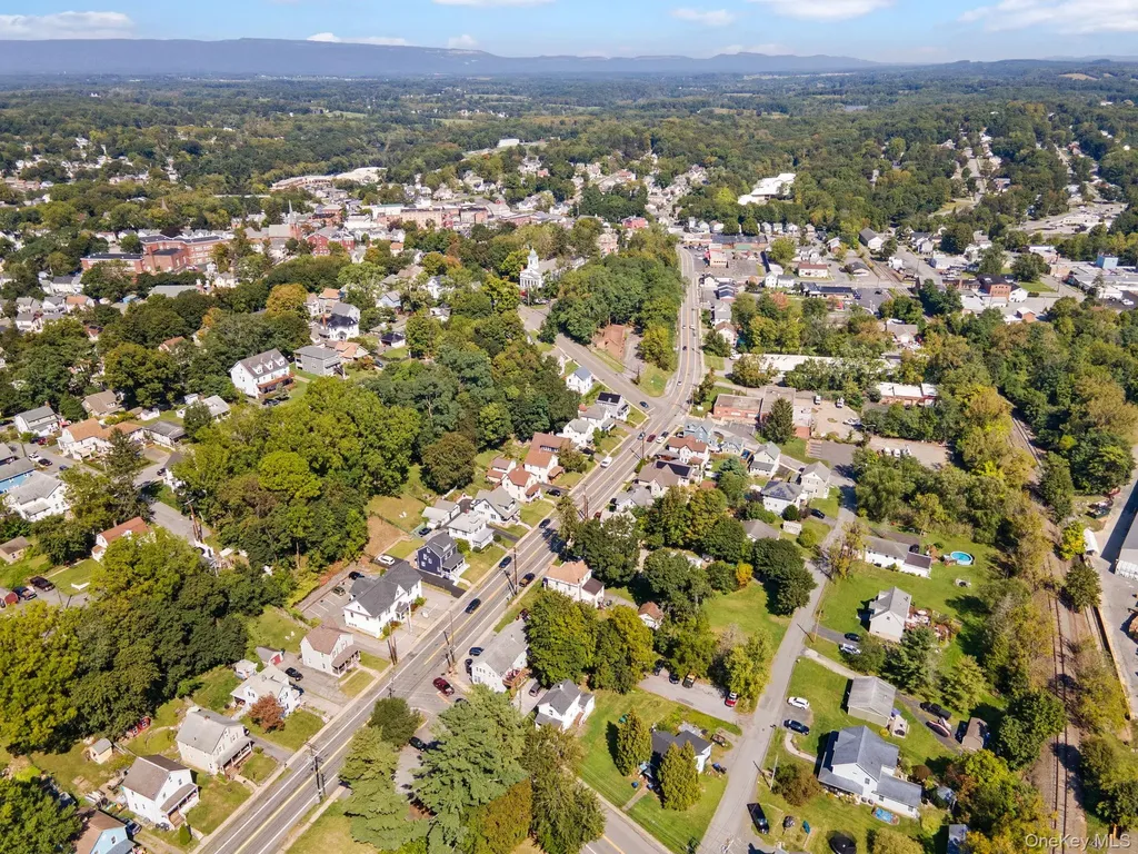 8 Coldenham Road Walden NY 12586