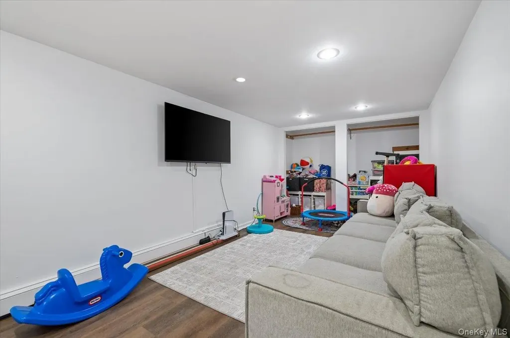 214 Haypath Road Old Bethpage NY 11804