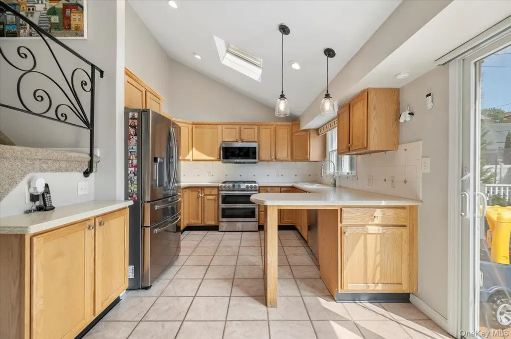 214 Haypath Road Old Bethpage NY 11804