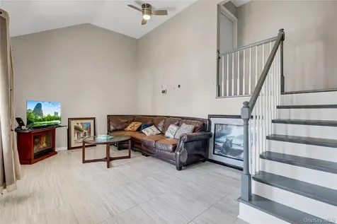 1394 E 3rd Avenue Bay Shore NY 11706