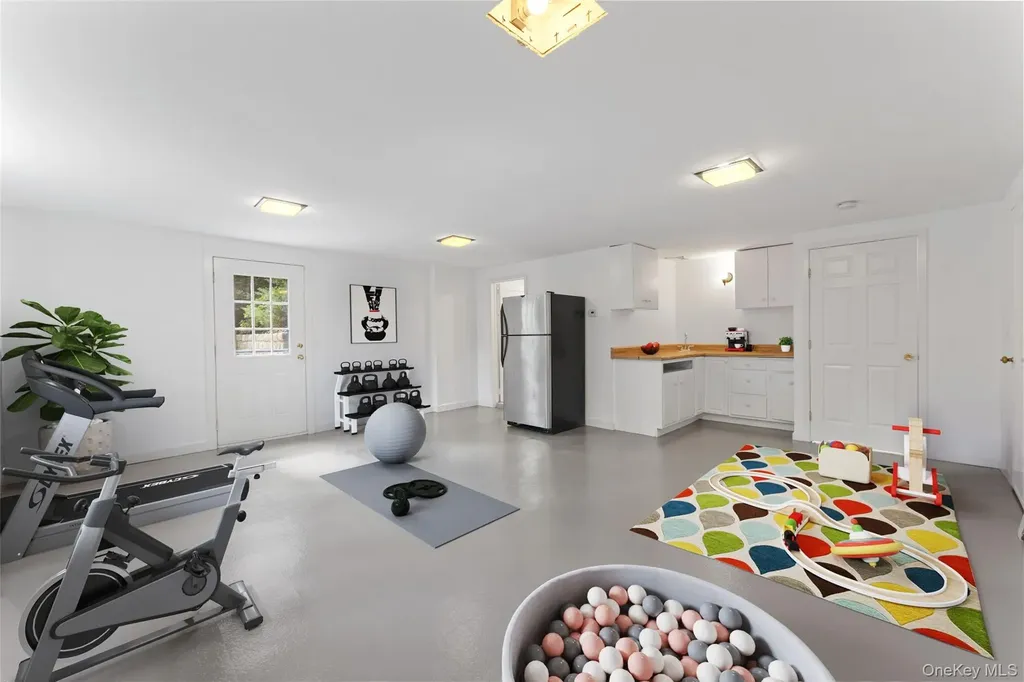 2 Locust Lane Bronxville NY 10708