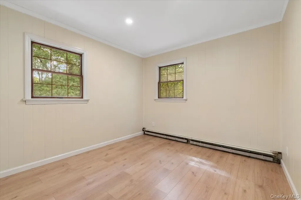 38 Barclay Road Mastic Beach NY 11951