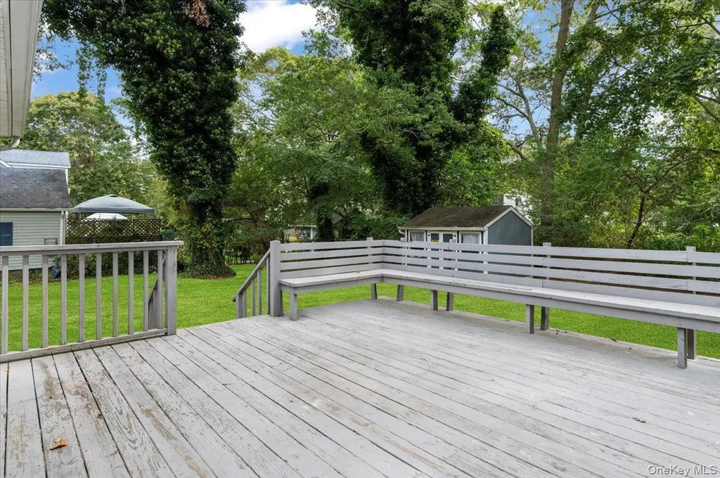 38 Barclay Road Mastic Beach NY 11951