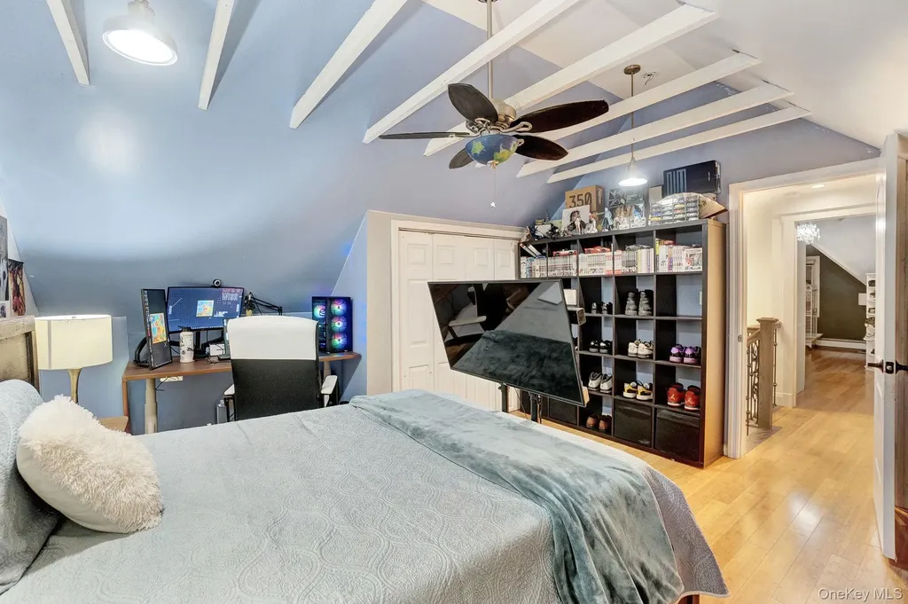 122 Hoffman Street Valley Stream NY 11580
