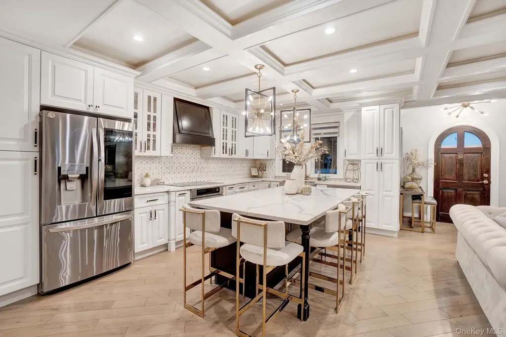 122 Hoffman Street Valley Stream NY 11580