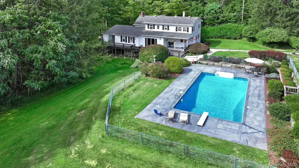 166 Brown Road Middletown NY 10941