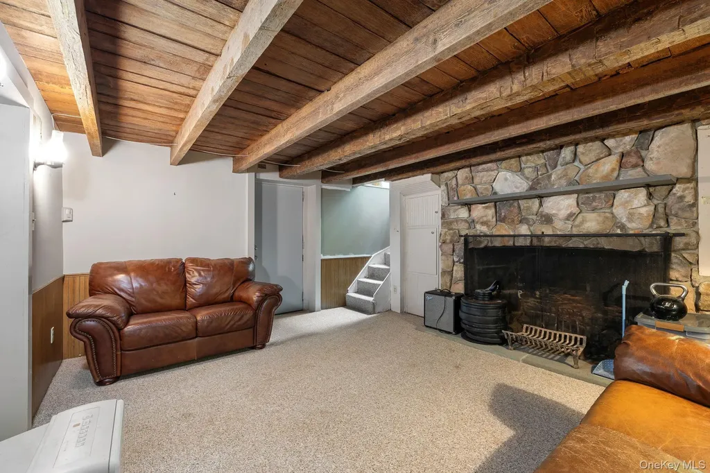 166 Brown Road Middletown NY 10941