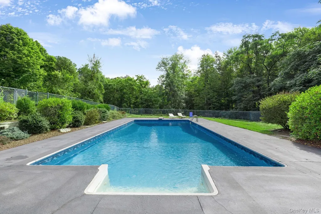 166 Brown Road Middletown NY 10941