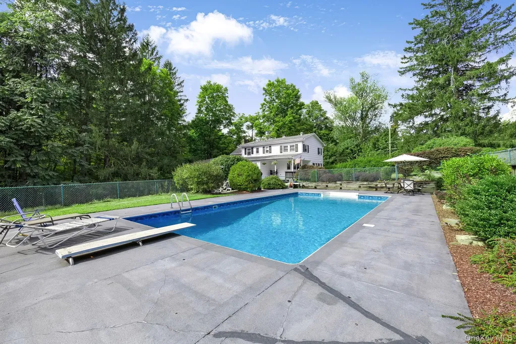 166 Brown Road Middletown NY 10941