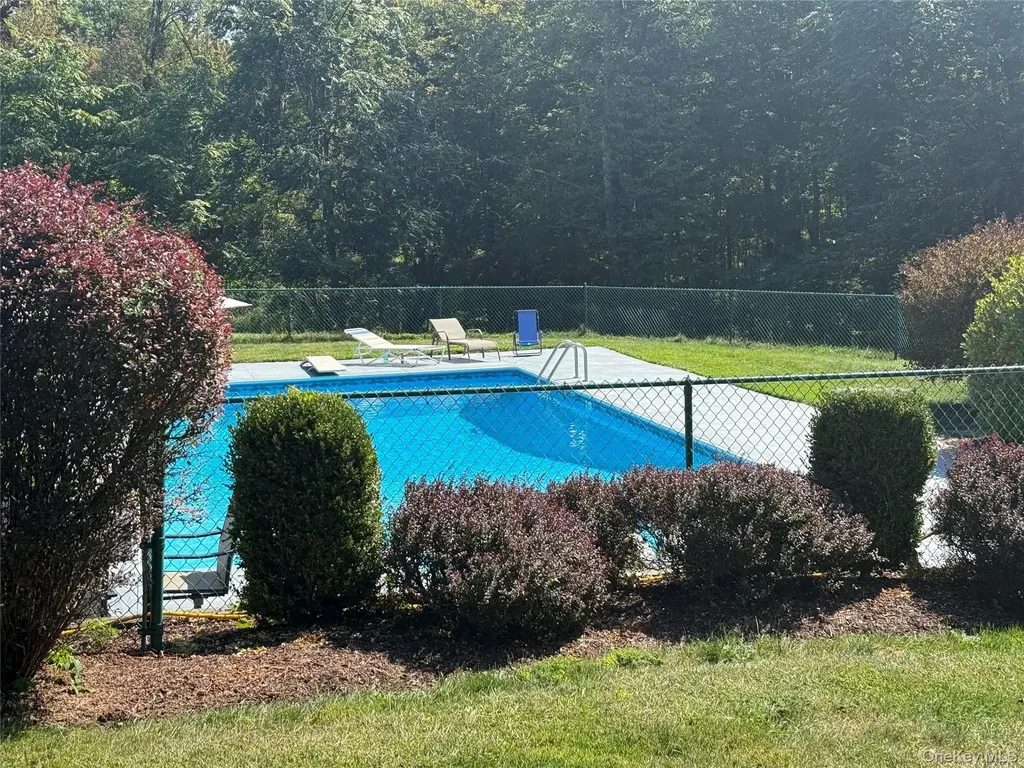 166 Brown Road Middletown NY 10941