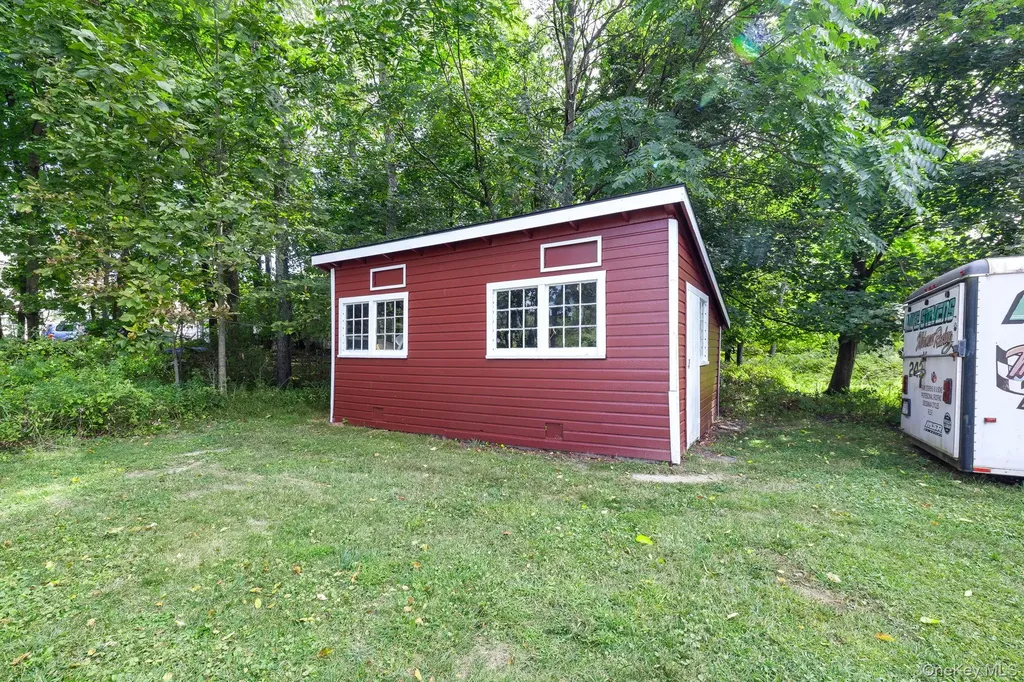 166 Brown Road Middletown NY 10941