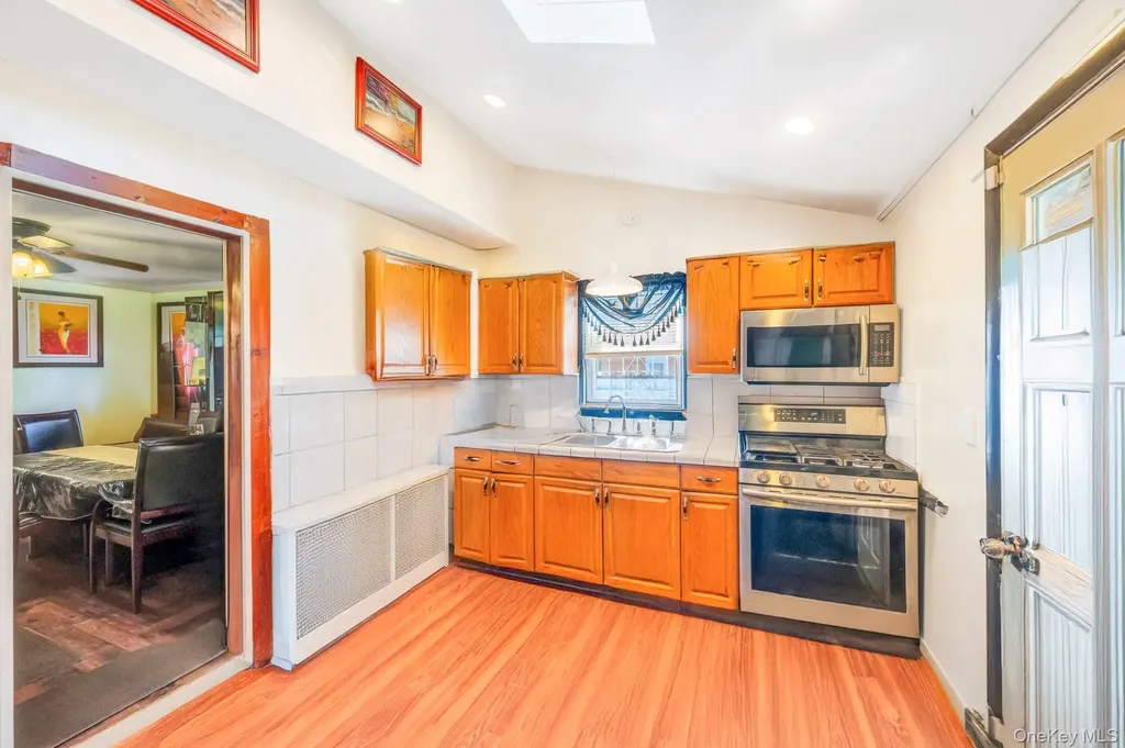 11984 178th Place Jamaica NY 11434
