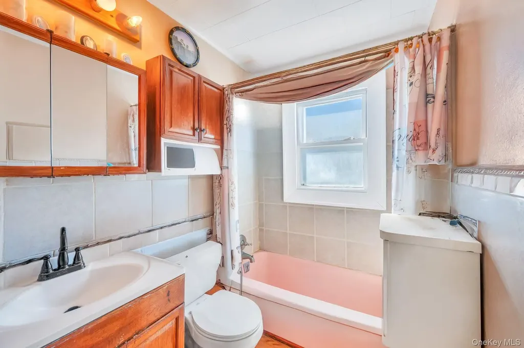 11984 178th Place Jamaica NY 11434