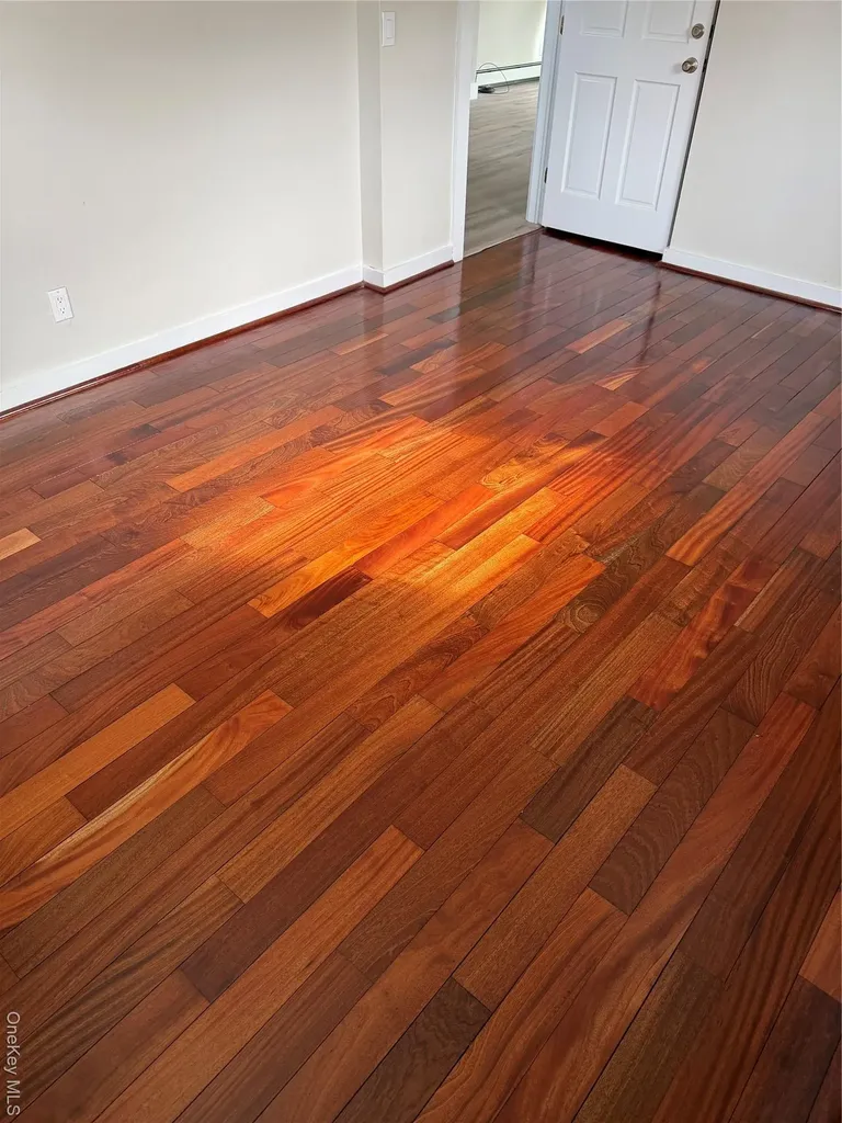 27 Taca Boulevard Deer Park NY 11729