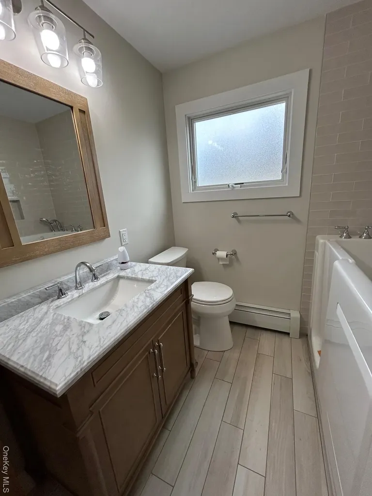 27 Taca Boulevard Deer Park NY 11729