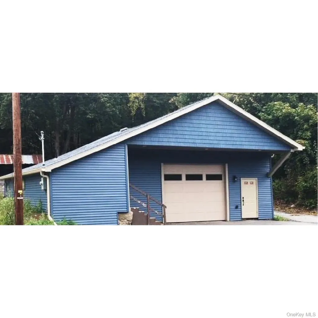 1099 Route 17 Monroe NY 10975