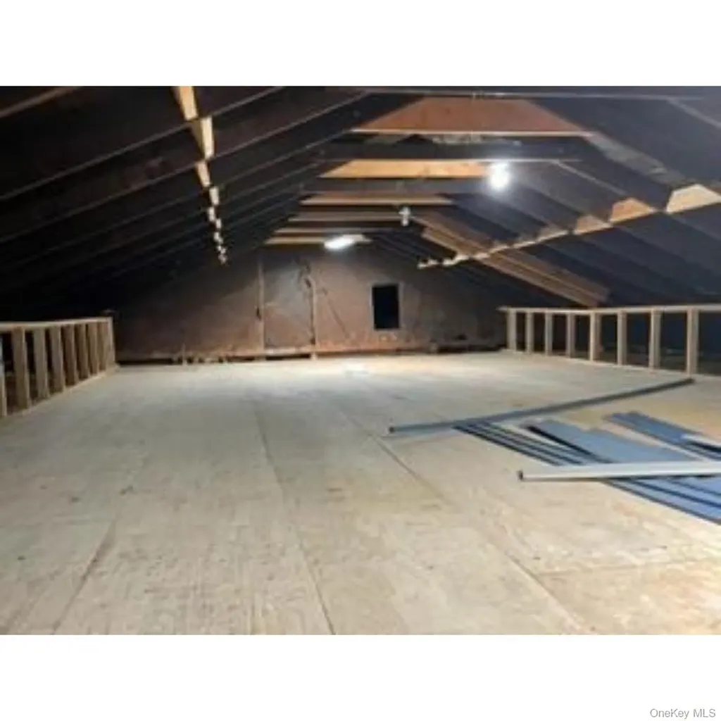 1099 Route 17 Monroe NY 10975