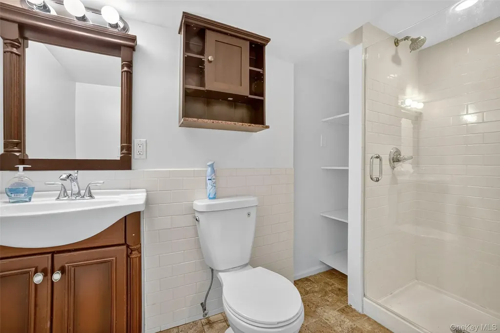 149 Kimball Terrace Yonkers NY 10704