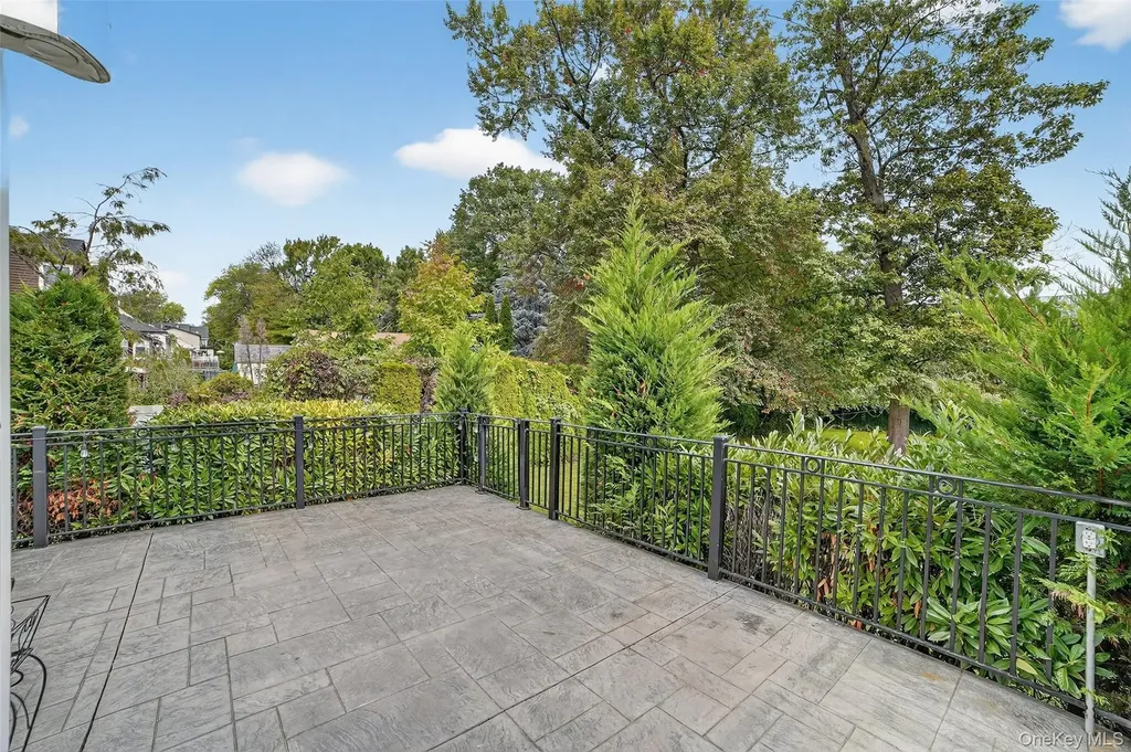 149 Kimball Terrace Yonkers NY 10704