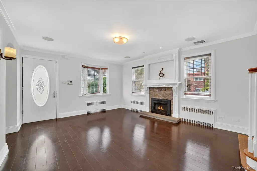 149 Kimball Terrace Yonkers NY 10704