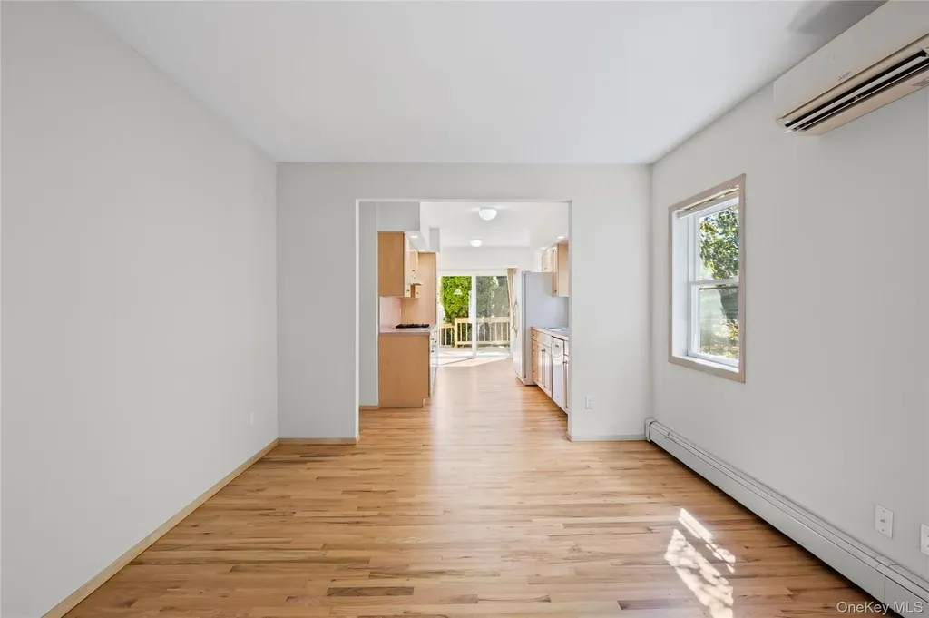 84 Broadway Ronkonkoma NY 11779