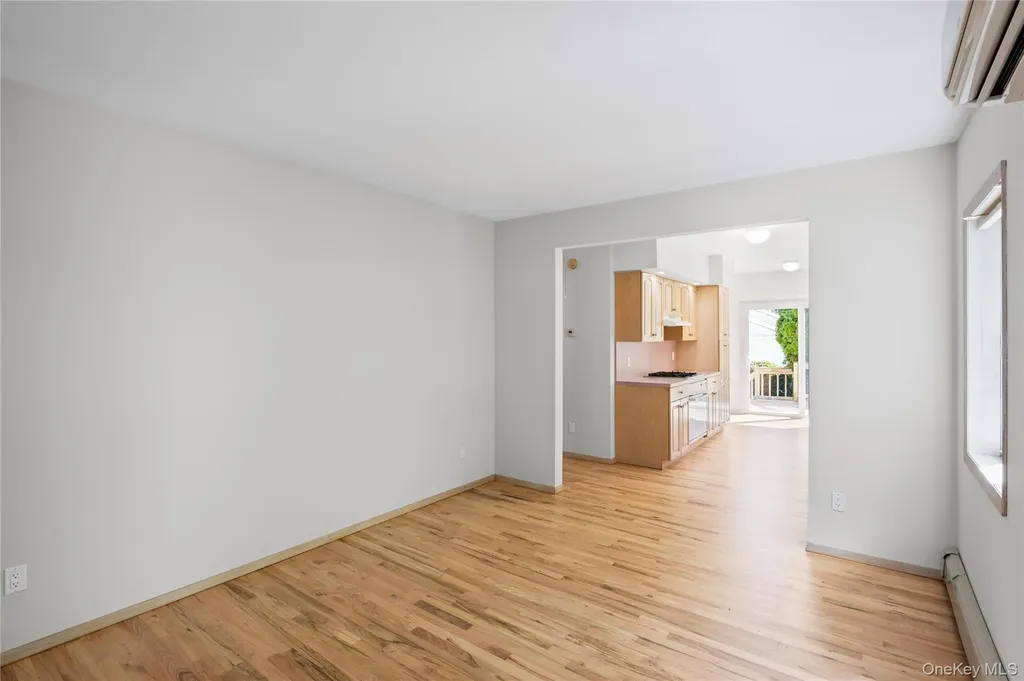 84 Broadway Ronkonkoma NY 11779