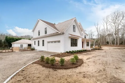 48 Whites Lane Southampton NY 11968