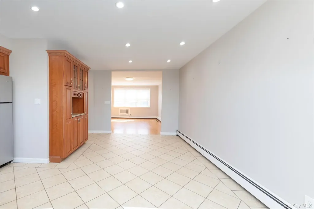 223 Ditmars Street Bronx NY 10464