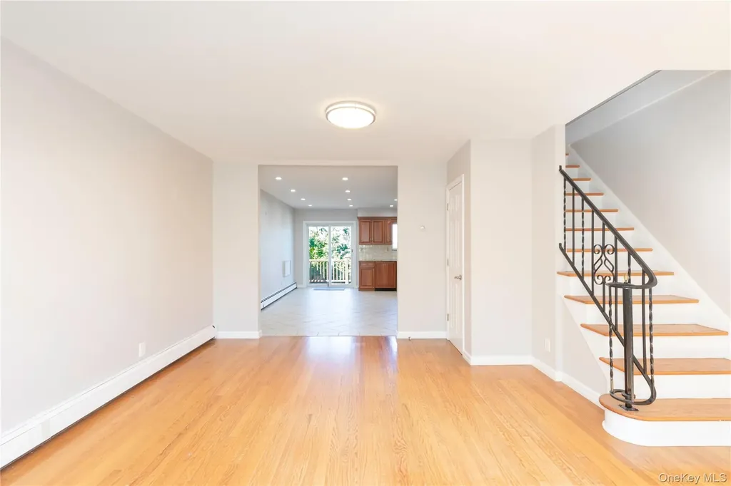223 Ditmars Street Bronx NY 10464