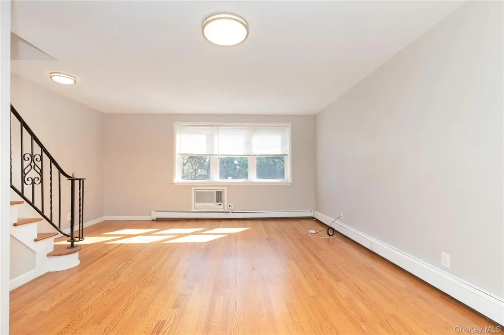 223 Ditmars Street Bronx NY 10464