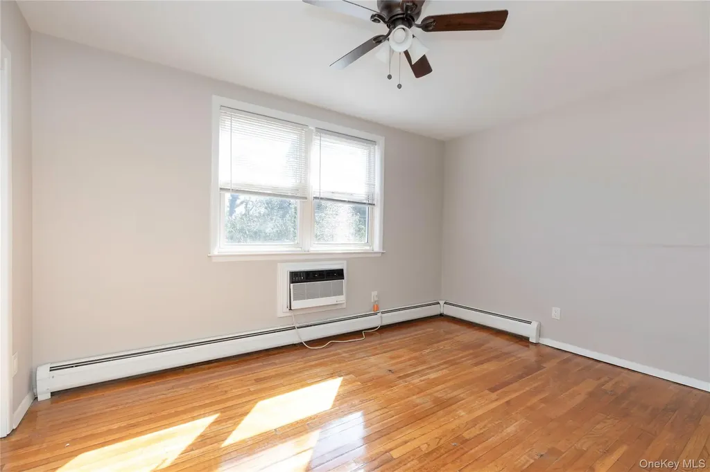 223 Ditmars Street Bronx NY 10464
