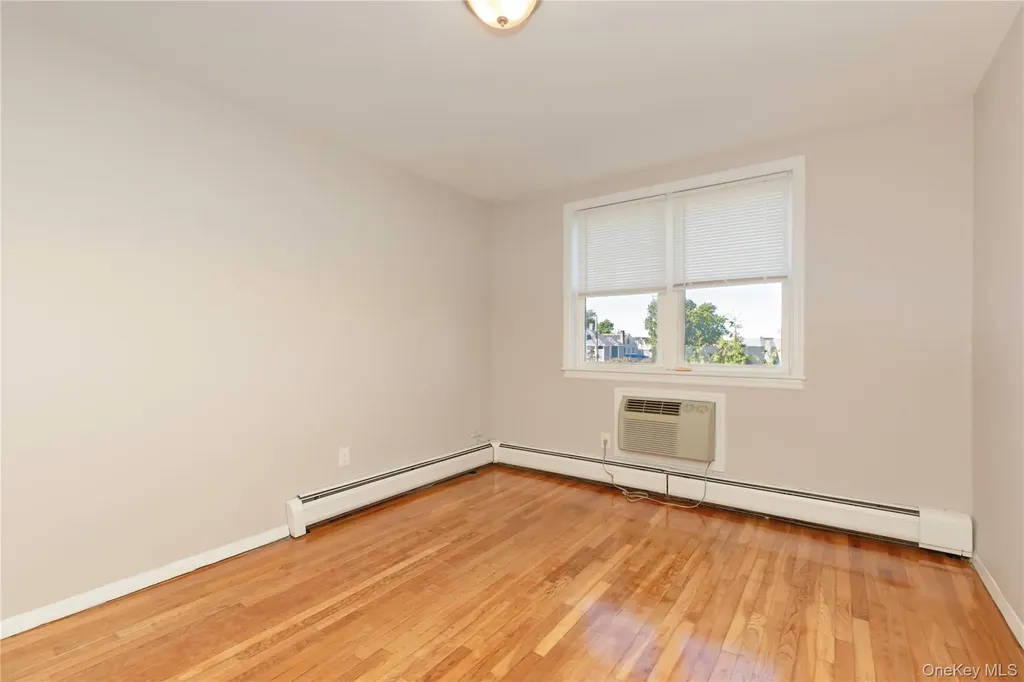 223 Ditmars Street Bronx NY 10464
