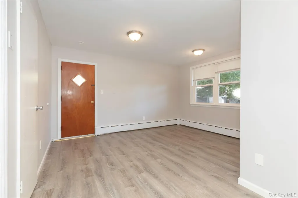 223 Ditmars Street Bronx NY 10464
