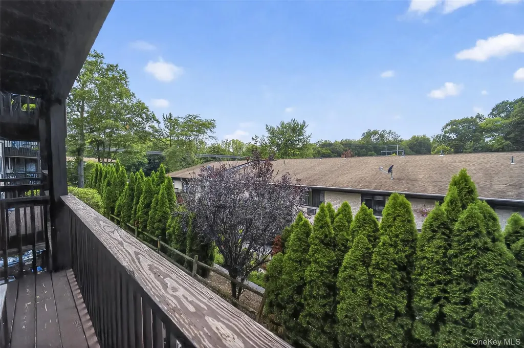 4 Secora Monsey NY 10952