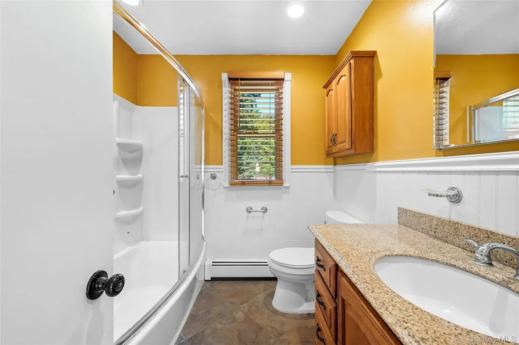 53 Fair Oaks Road Middletown NY 10940