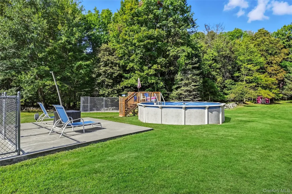 53 Fair Oaks Road Middletown NY 10940