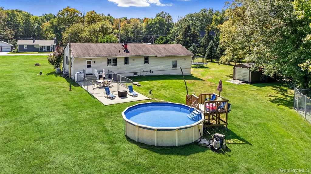 53 Fair Oaks Road Middletown NY 10940