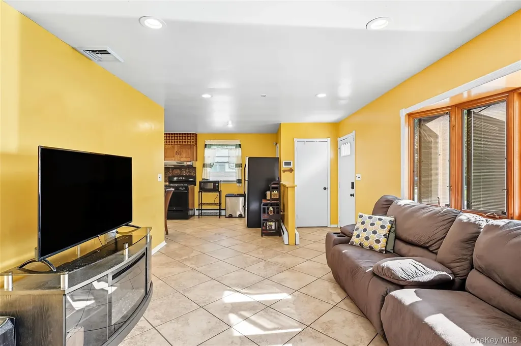 53 Fair Oaks Road Middletown NY 10940