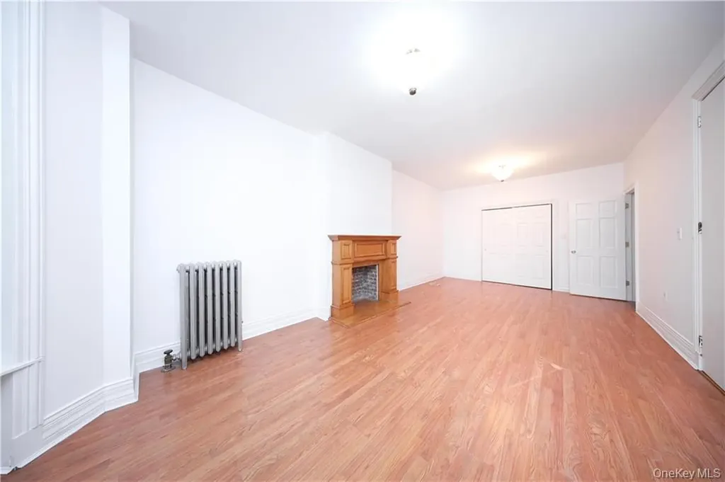 435 55th Street Brooklyn NY 11220