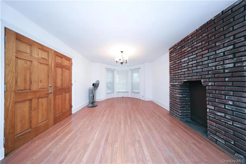 435 55th Street Brooklyn NY 11220