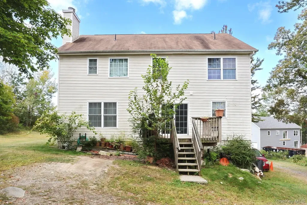 4 Cameron Place Wallkill NY 12589