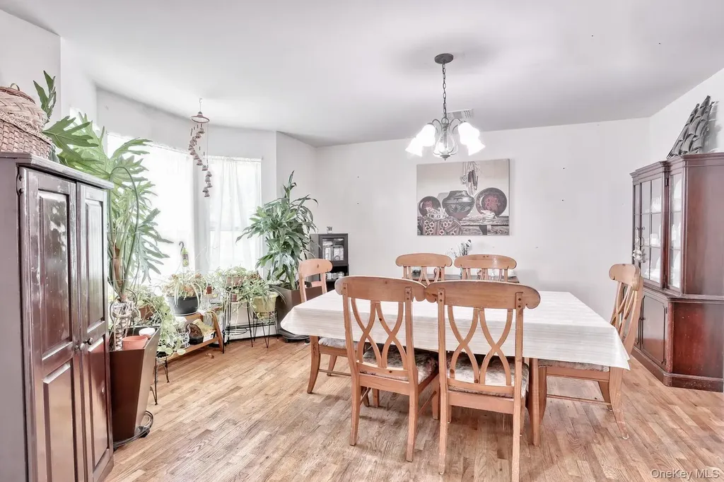 4 Cameron Place Wallkill NY 12589