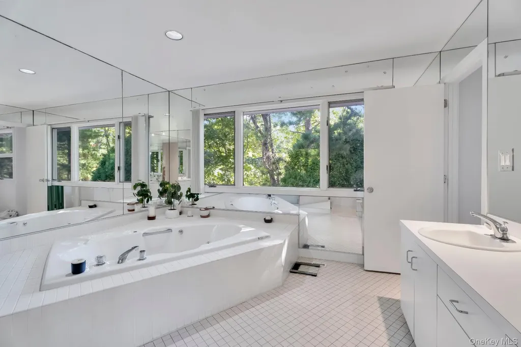 30 Pheasant Run Quogue NY 11959