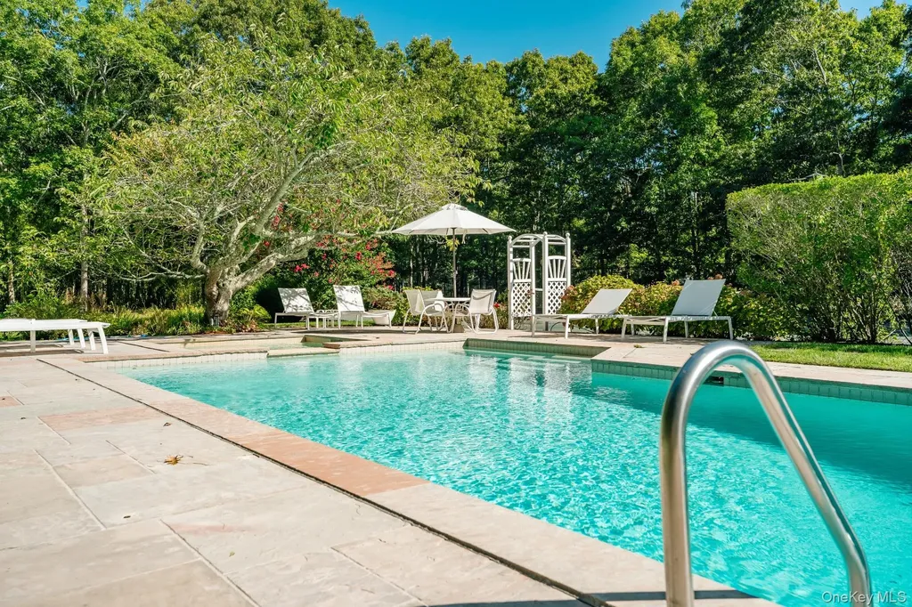 30 Pheasant Run Quogue NY 11959