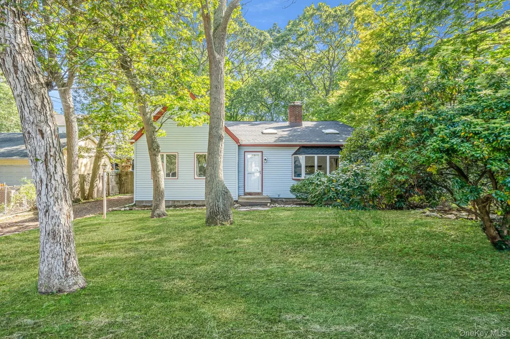 60 Hawthorne Road Rocky Point NY 11778