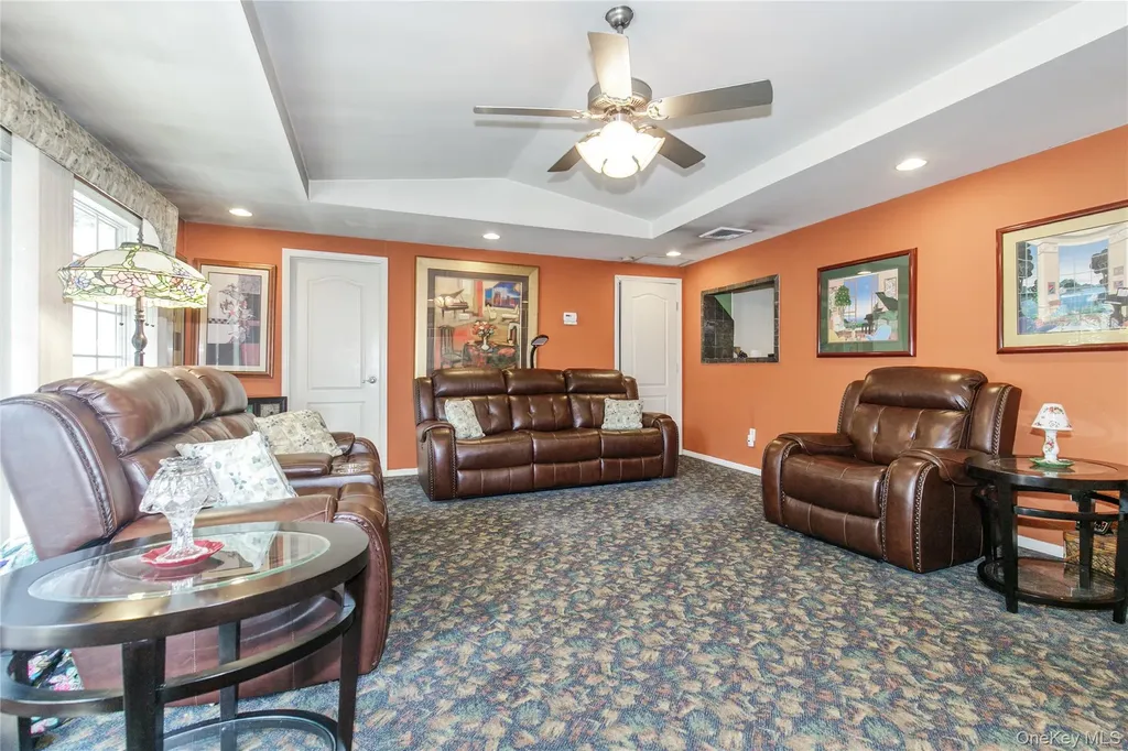 548 E State Street Long Beach NY 11561
