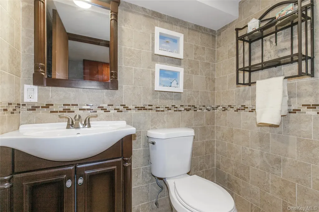 548 E State Street Long Beach NY 11561