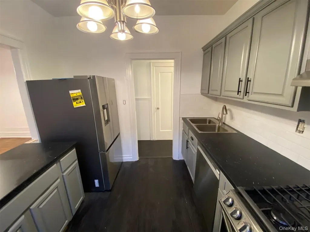 3238 Wilson Avenue Bronx NY 10469